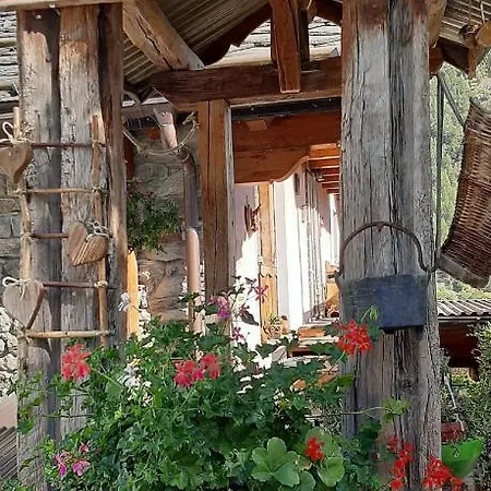 Апартаменты Il Canto Del Bosco Вальпеллин