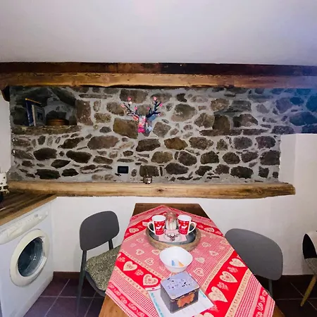 Il Canto Del Bosco Apartment *